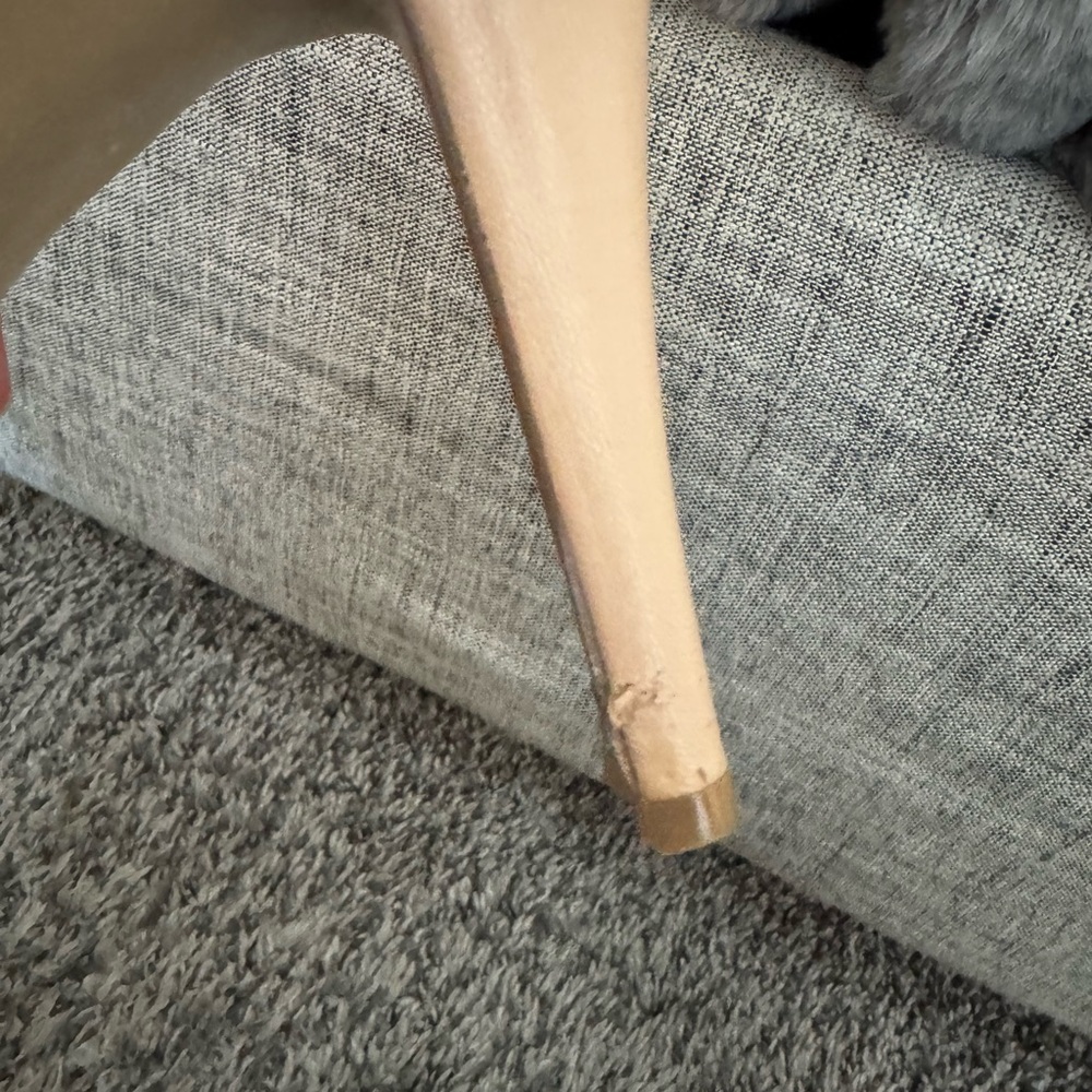 Nude Heels - Nine West size 8 - Picture 10 of 14